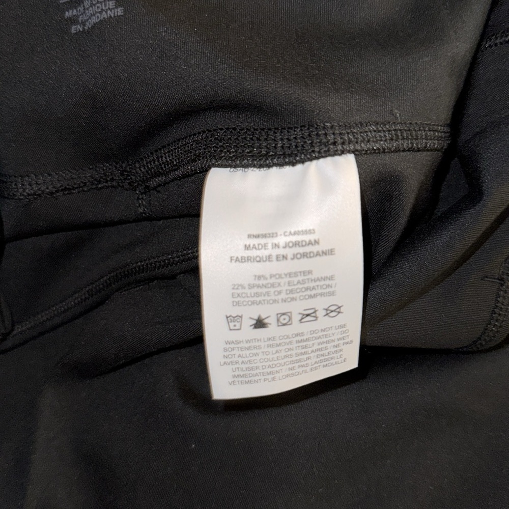 Nike High-Waisted Leggings - Picture 5 of 5
